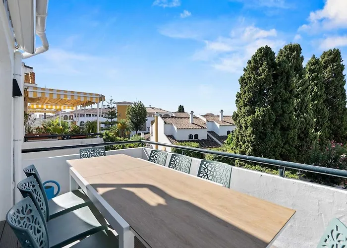 Large And Centrally Located In Puebla Lucia Fuengirola